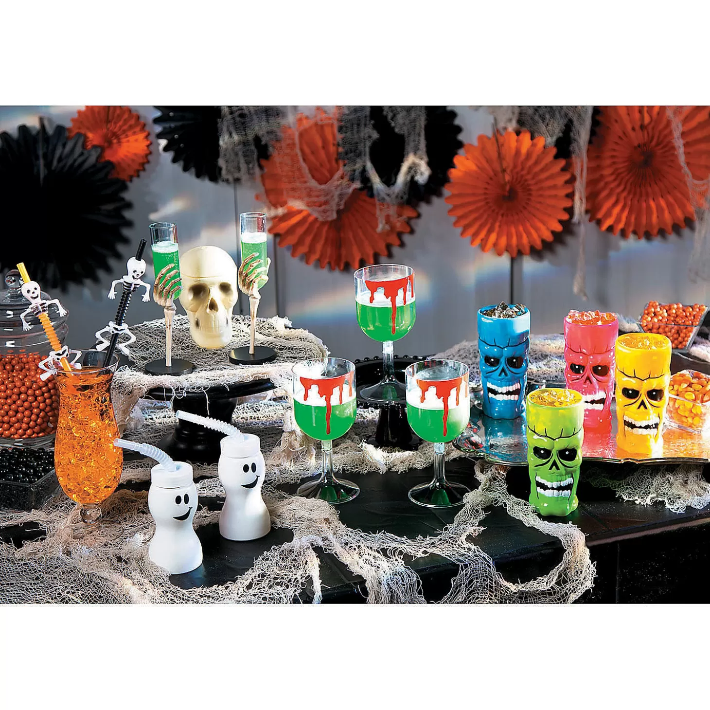 Best Sale Molded Ghost Bpa-Free Plastic Cups With Lids & Straws - 12 Ct. Tableware