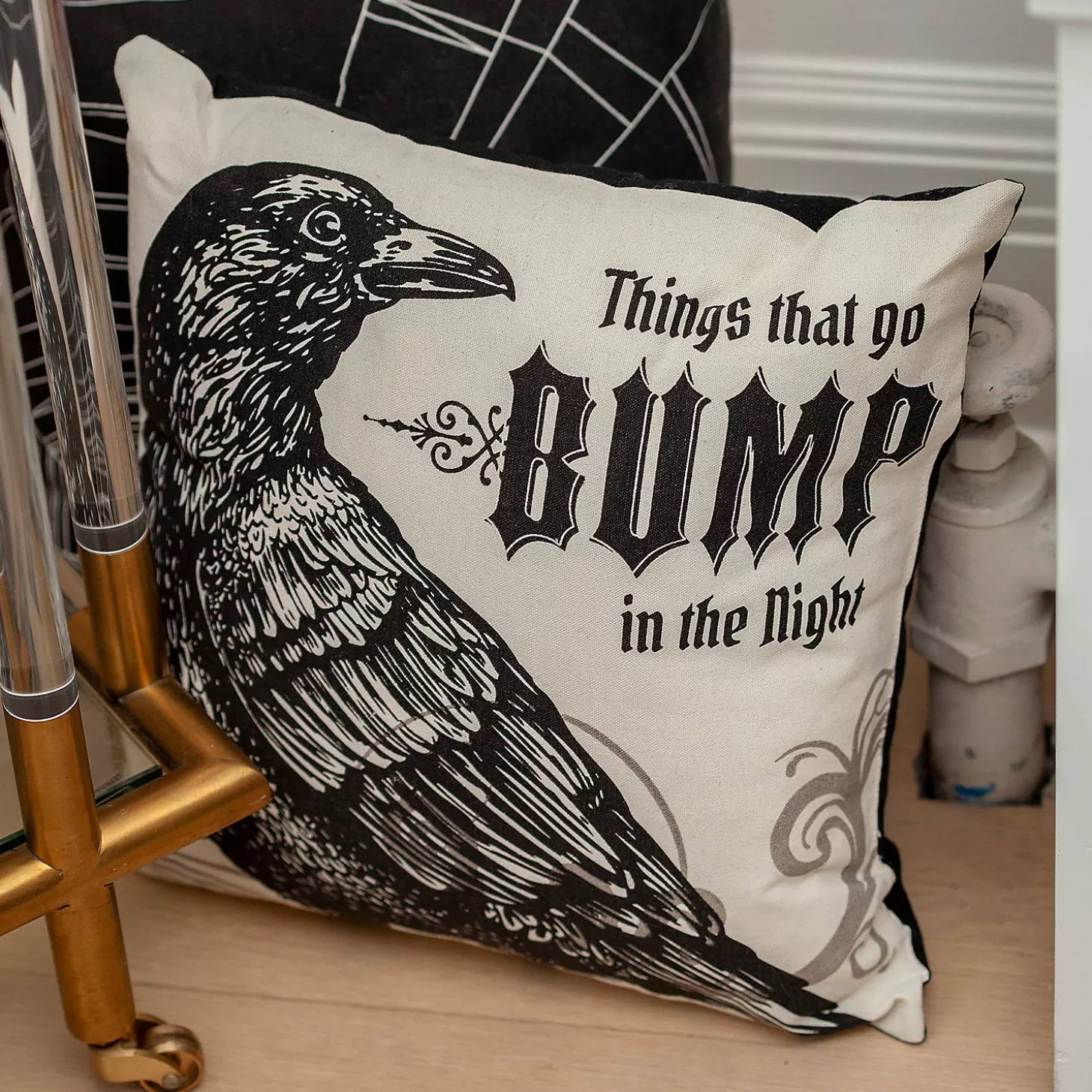 Best Vintage Throw Pillows Halloween Decorations Skulls & Skeletons